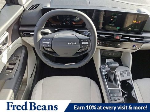 New 2026 Kia Sportage EX image 7