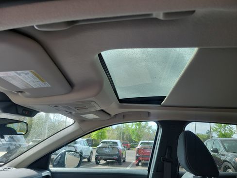 New 2026 Nissan Kicks SV image 27