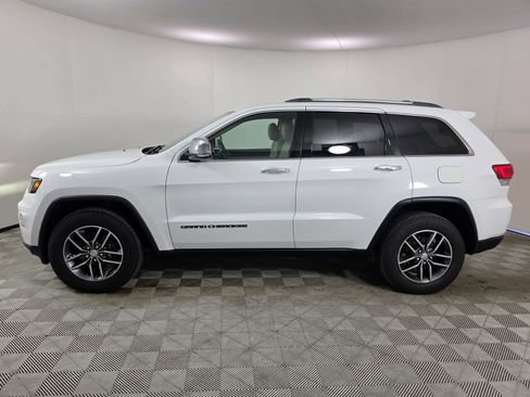 Used 2018 Jeep Grand Cherokee Limited w/ Luxury Group II AWD/4WD image 4