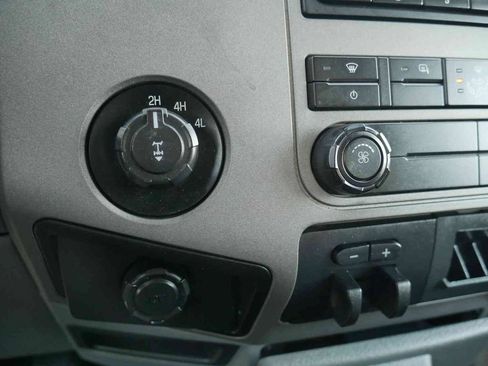 Used 2012 Ford F250 XLT AWD/4WD image 24
