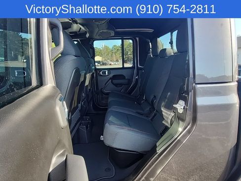 Used 2026 Jeep Gladiator Rubicon w/ Steel Power Dome Hood Package AWD/4WD image 32