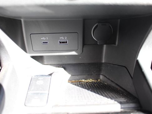 Used 2024 Nissan Kicks SV image 23