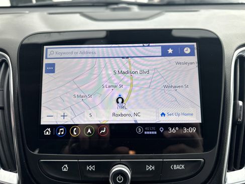 Used 2024 Chevrolet Malibu LT image 13