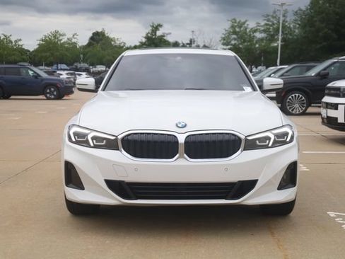 Used 2024 BMW 330i xDrive Sedan w/ Premium Package AWD/4WD image 2