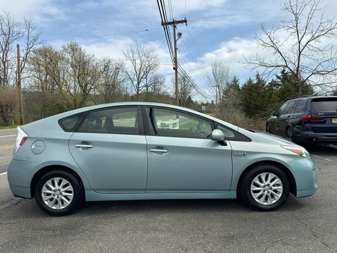 Used 2014 Toyota Prius Prime Plug-In Hybrid image 8