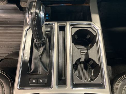 Used 2018 Ford F150 Lariat w/ Equipment Group 502A Luxury AWD/4WD image 21