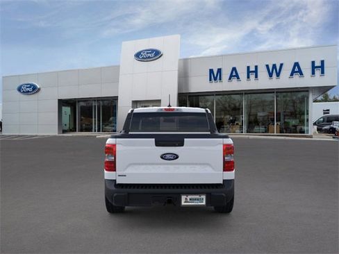 New 2025 Ford Maverick XLT w/ XLT Luxury Package image 5