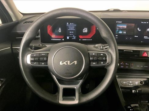 Used 2025 Kia K5 LXS FWD image 5