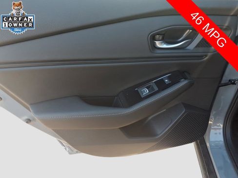 Used 2025 Honda Accord Touring image 13