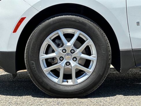 Used 2022 Chevrolet Equinox LS w/ LS Convenience Package image 25