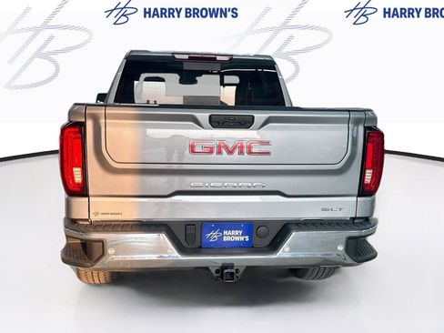 Used 2023 GMC Sierra 1500 SLT w/ SLT Premium Package AWD/4WD image 9