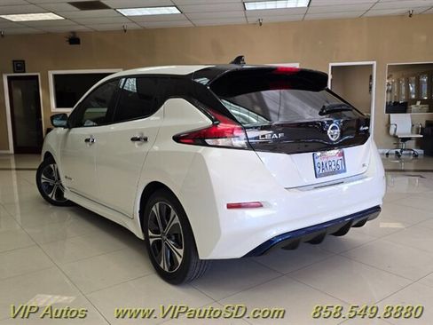 Used 2018 Nissan Leaf SL w/ SL Technology Package FWD image 3