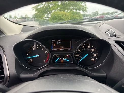 Used 2017 Ford Escape Titanium w/ Equipment Group 301A FWD image 15