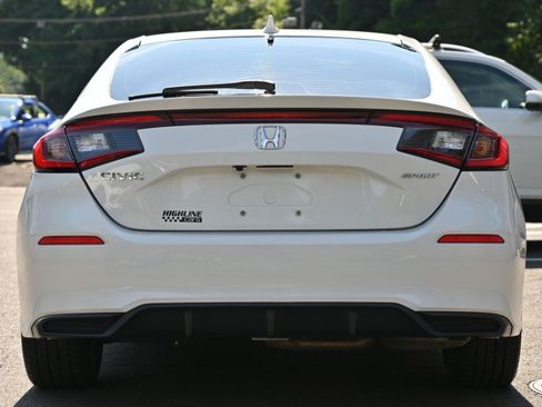 Used 2022 Honda Civic Sport image 4