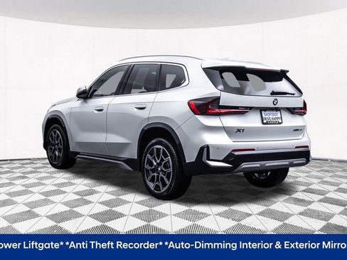 Used 2024 BMW X1 xDrive28i w/ Premium Package image 9