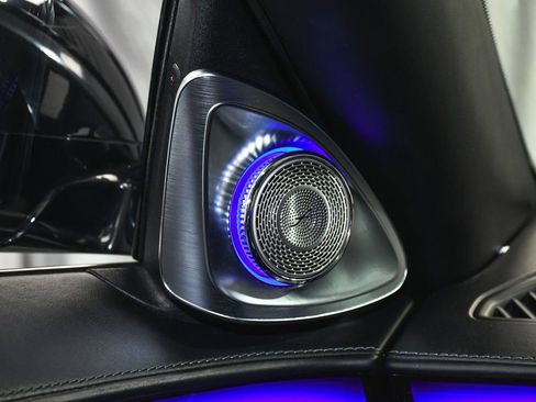 Used 2021 Mercedes-Benz Maybach S 580 4MATIC image 37