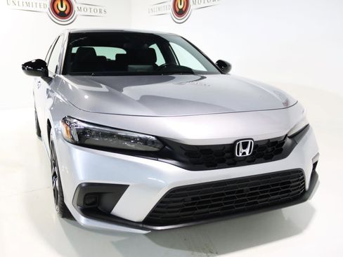 Used 2022 Honda Civic Sport image 19