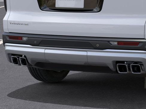 New 2026 Chevrolet Traverse LT w/ Driver Confidence Package image 14