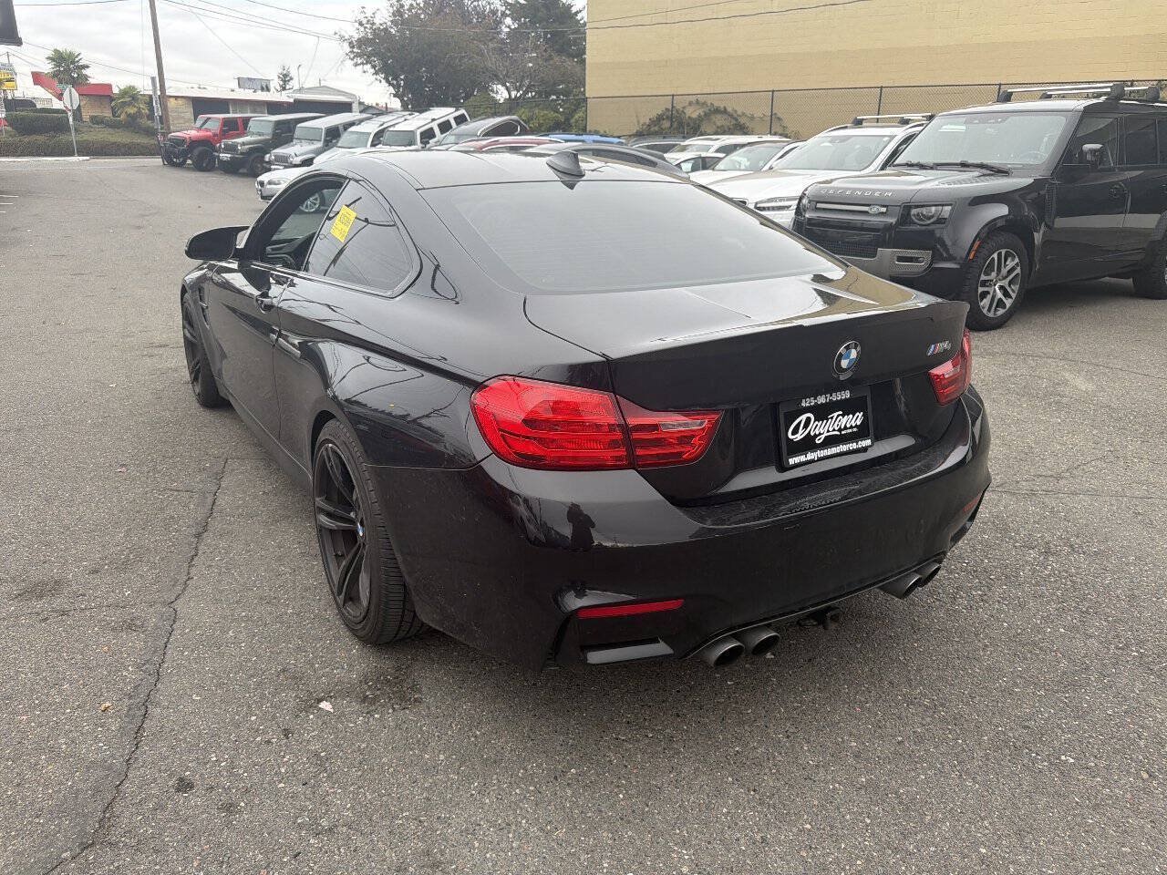 Used 2015 BMW M4 Coupe RWD image 4