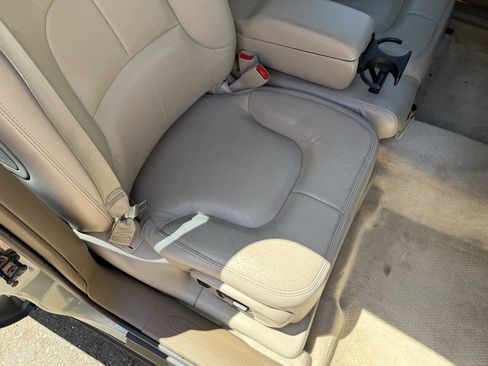 Used 2004 Buick Park Avenue w/ Prestige Feature Package FWD image 45
