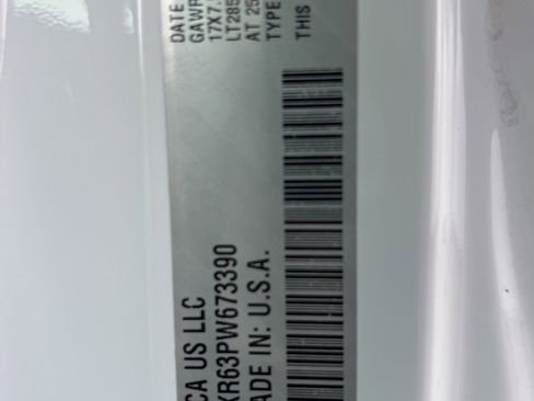 Used 2023 Jeep Wrangler Unlimited Rubicon 4xe image 34