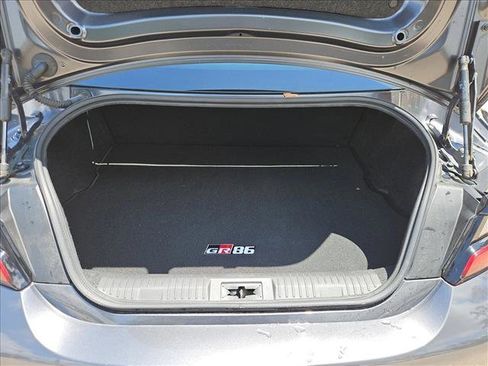 Used 2024 Toyota GR86 RWD image 6