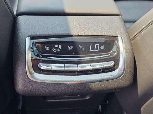 Used 2023 Cadillac XT6 Sport w/ Platinum Package AWD/4WD image 19