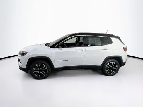 Used 2023 Jeep Compass Limited w/ Sun and Sound Group AWD/4WD image 8