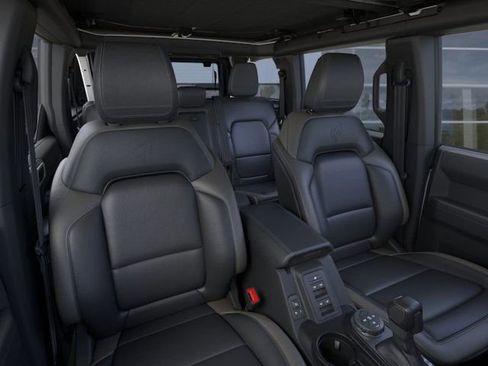 New 2025 Ford Bronco Outer Banks image 13