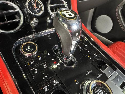 Used 2020 Bentley Continental GT image 23
