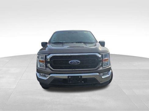 Used 2022 Ford F150 XLT image 3