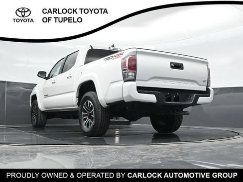 Used 2022 Toyota Tacoma TRD Sport AWD/4WD image 36