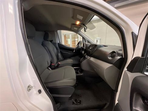 Used 2017 Nissan NV200 S w/ Cruise Control Package image 17