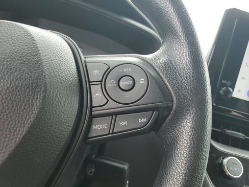 Used 2024 Toyota Corolla LE FWD image 23