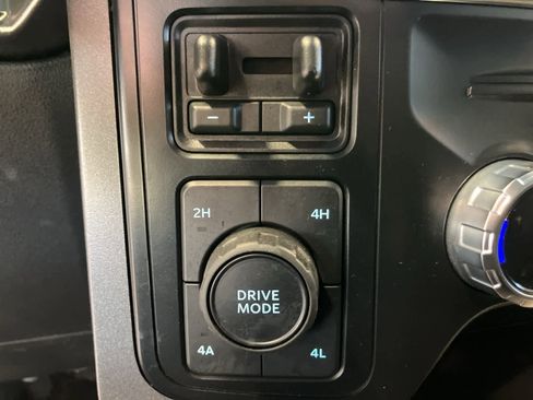 Certified 2023 Ford F150 Lariat image 29