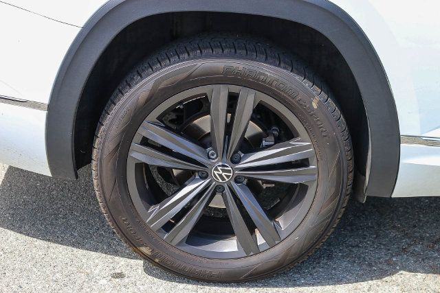 Used 2022 Volkswagen Atlas SEL R-Line AWD/4WD image 14