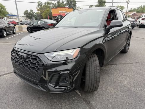 Used 2024 Audi SQ5 Premium Plus AWD/4WD image 2