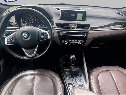 Used 2018 BMW X1 sDrive28i w/ Premium Package FWD image 15