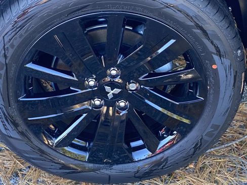 New 2025 Mitsubishi Outlander Sport Trail Edition 2.0 AWC 4WD image 6