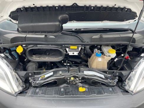 Used 2025 RAM ProMaster 2500 w/ Convenience Group FWD image 26