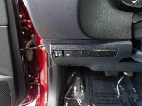 Used 2024 Toyota Corolla SE FWD image 11