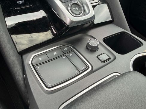 Used 2023 Acura MDX SH-AWD image 46