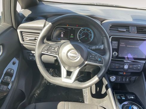Used 2023 Nissan Leaf SV Plus image 18