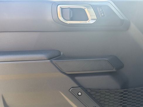 New 2025 Ford Bronco 4-Door image 18