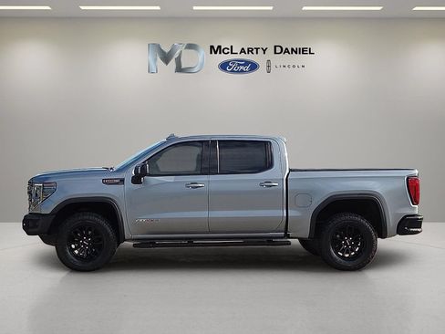 Used 2023 GMC Sierra 1500 AT4X AWD/4WD image 3