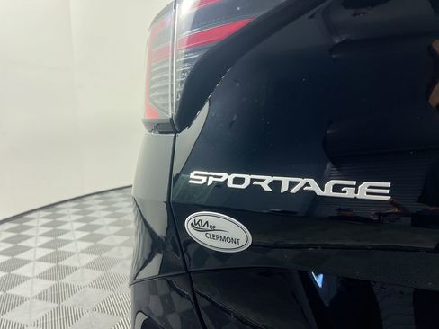 New 2026 Kia Sportage SX image 5