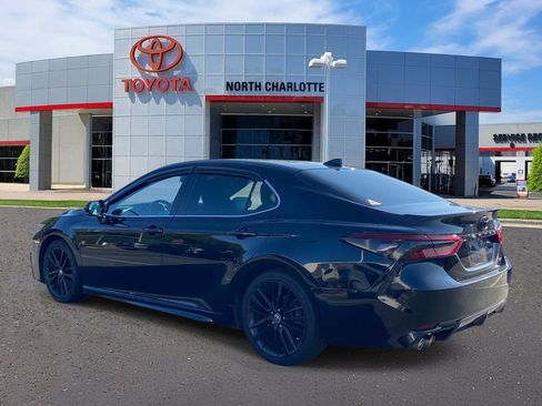 Used 2022 Toyota Camry XSE w/ Navigation Package FWD image 6