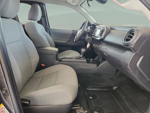 Used 2019 Toyota Tacoma SR RWD image 19