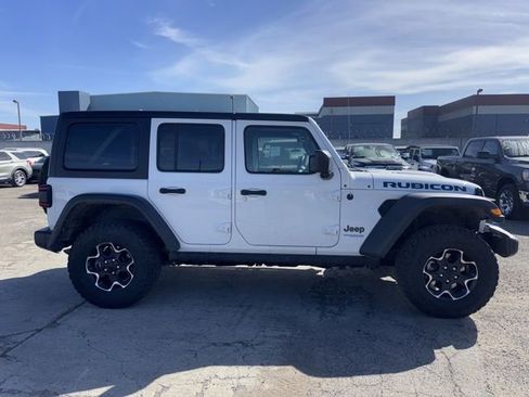 Used 2022 Jeep Wrangler Unlimited Rubicon 4xe w/ Dual Top Group image 4