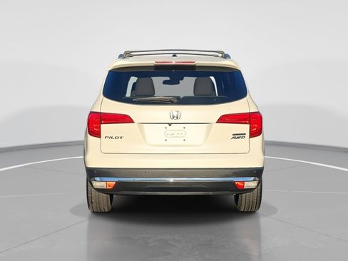 Used 2016 Honda Pilot Touring image 6
